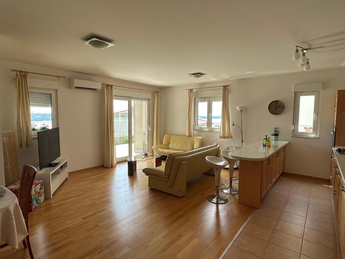 Aurora Luxury Apartment Trogir Eksteriør bilde