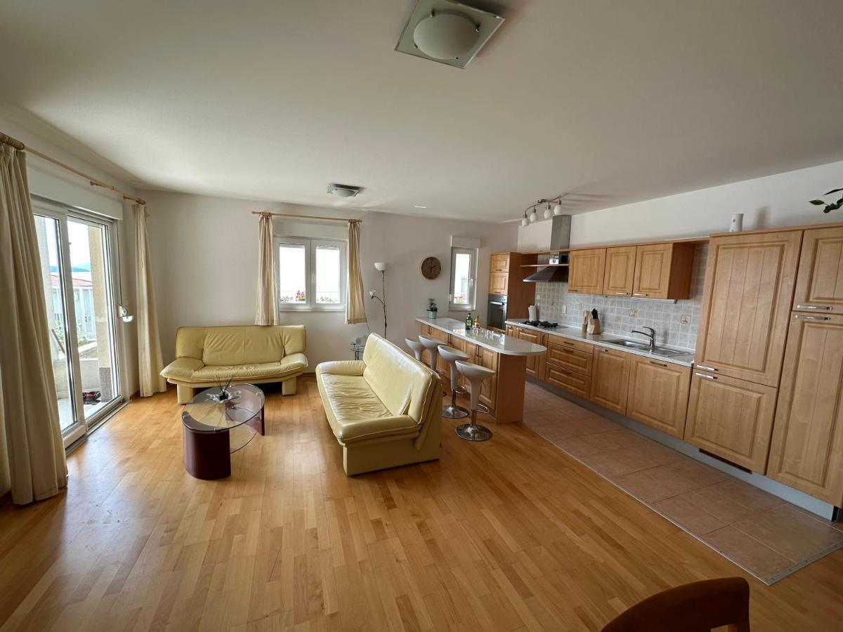 Aurora Luxury Apartment Trogir Eksteriør bilde